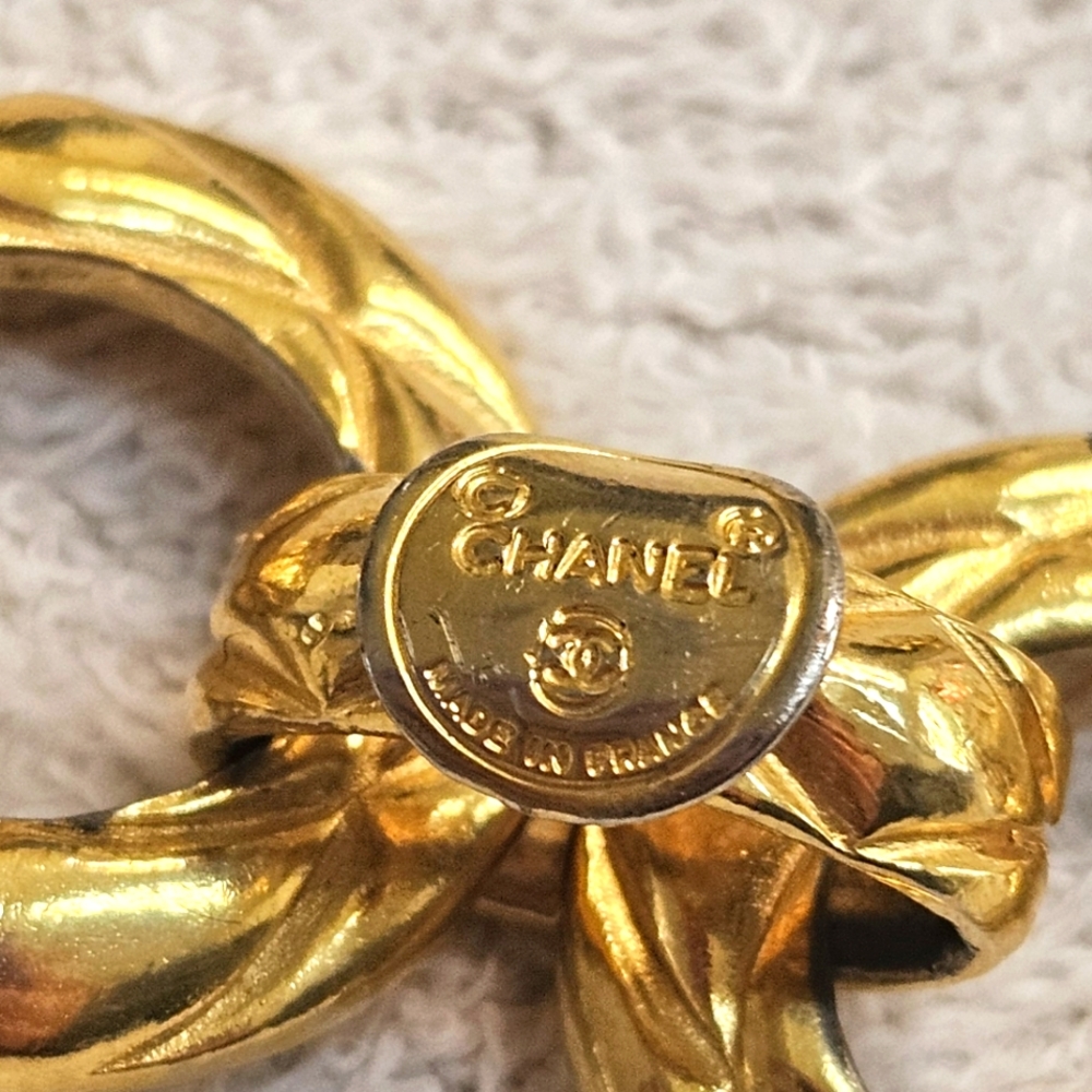CHANEL WOMEN'S GENUINE VINTAGE LINK BELT. ABSOLUTELY GORGEOUS. PICS.